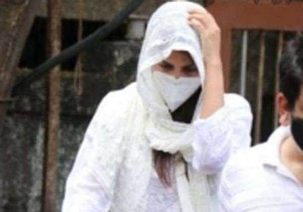 एनसीबी ने ड्रग मामले में पूछताछ के लिए रिया को तलब किया